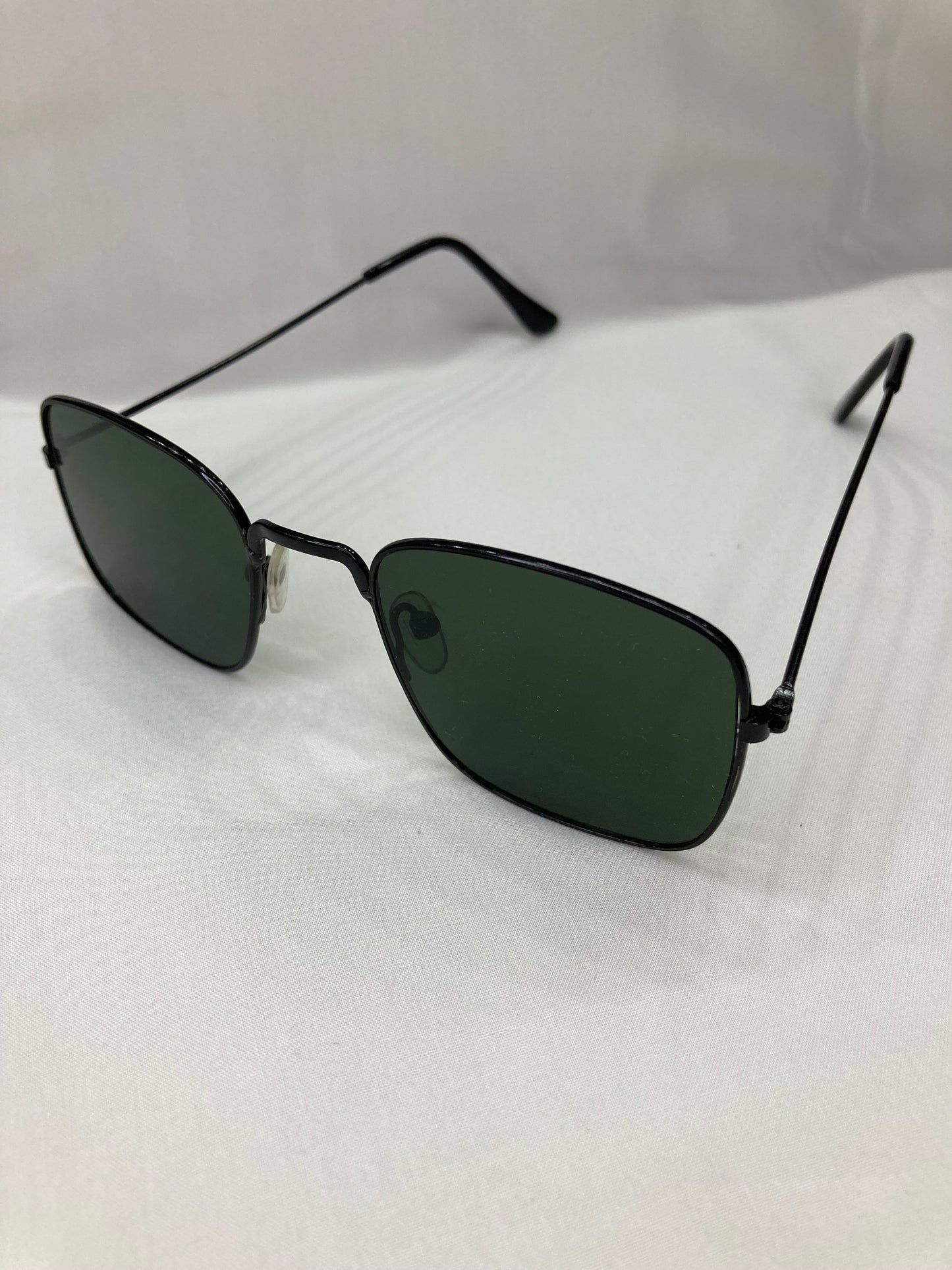 Trendy Sunglasses - Black