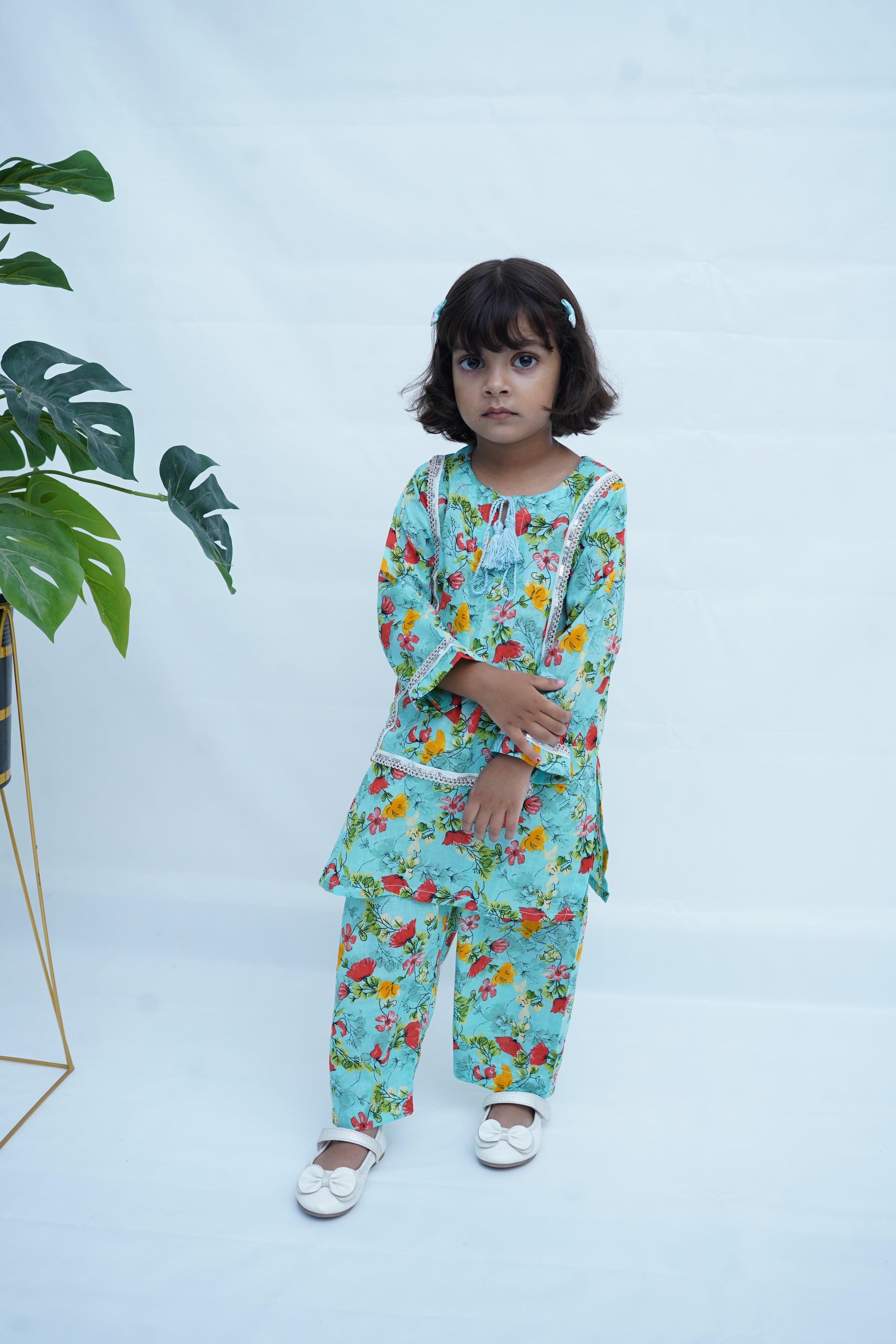 Girls Digital Print Lawn Suit 2pc - Skyblue Floral Print