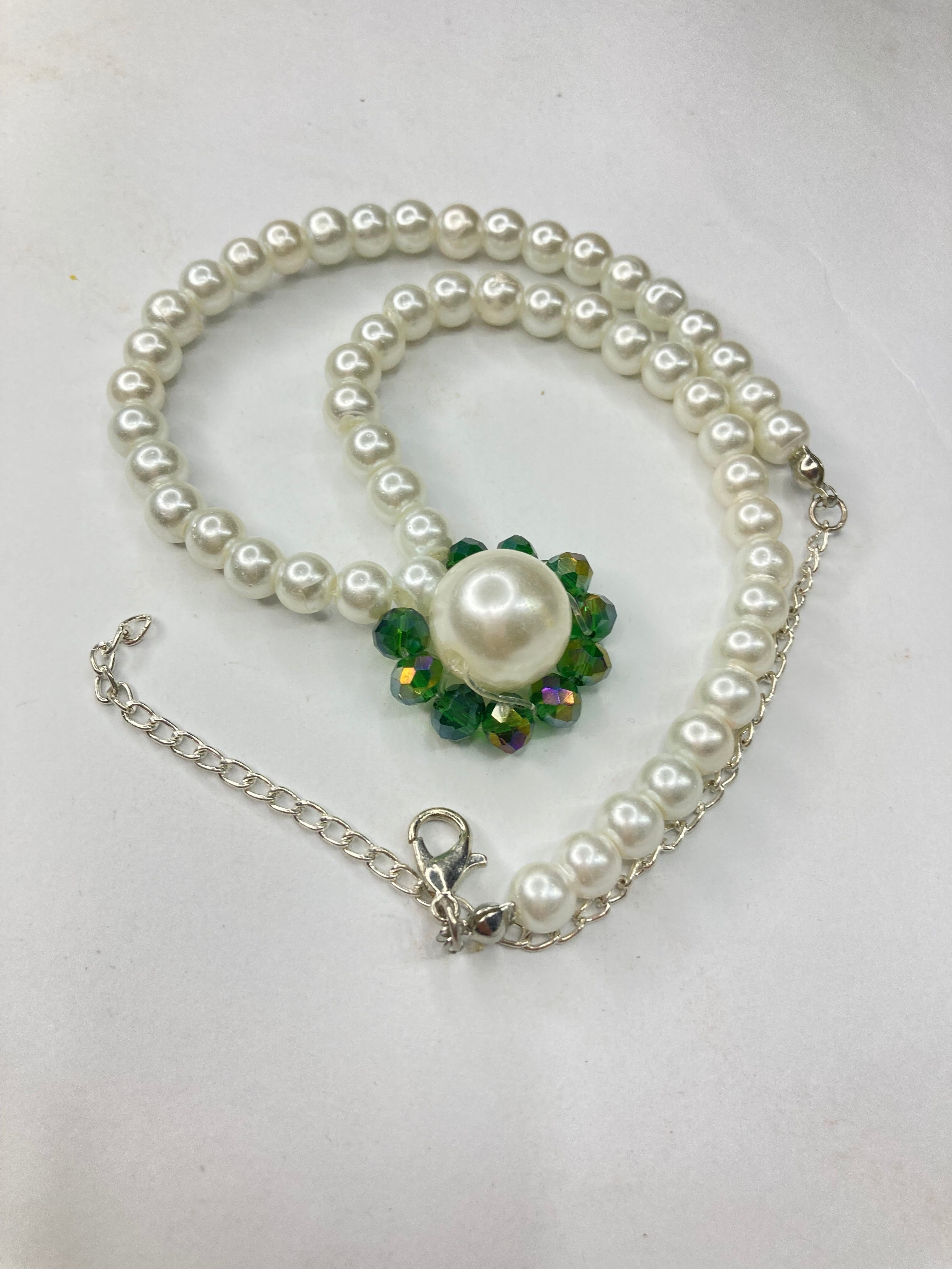 Girls Beaded Flower Choker - Pearl