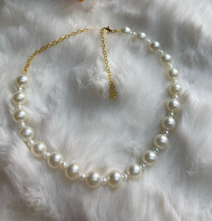 Girls Beaded Choker - Pearl White