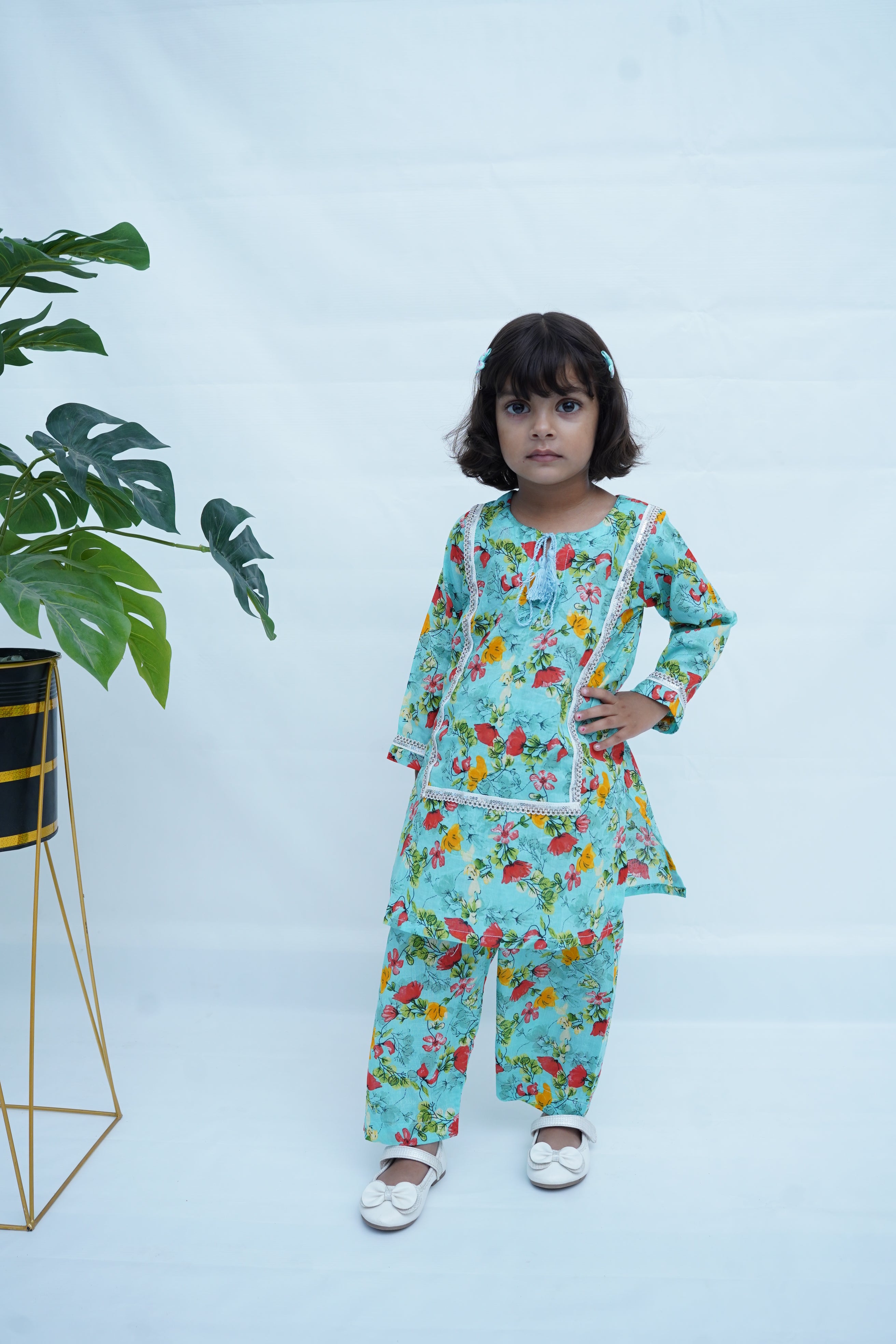 Girls Digital Print Lawn Suit 2pc - Skyblue Floral Print