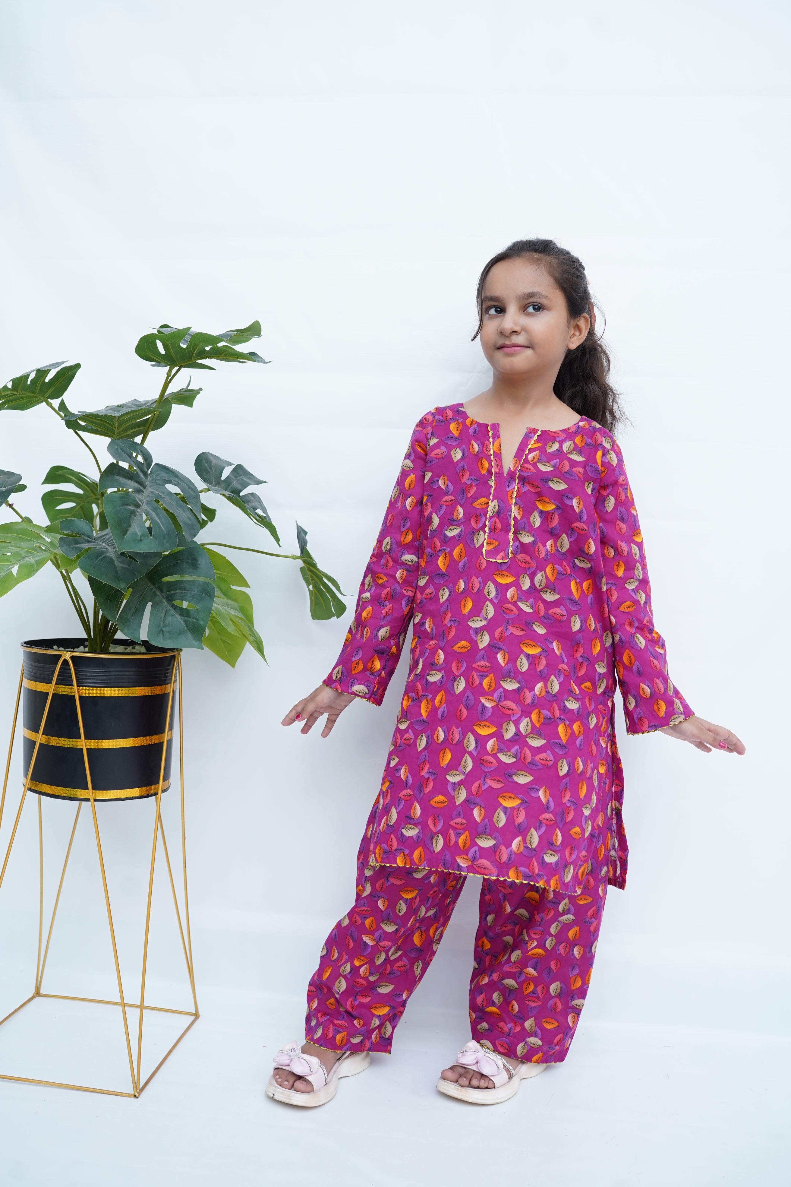 Girls Digital Print Lawn Suit 2pc - Margenta Leaf Print
