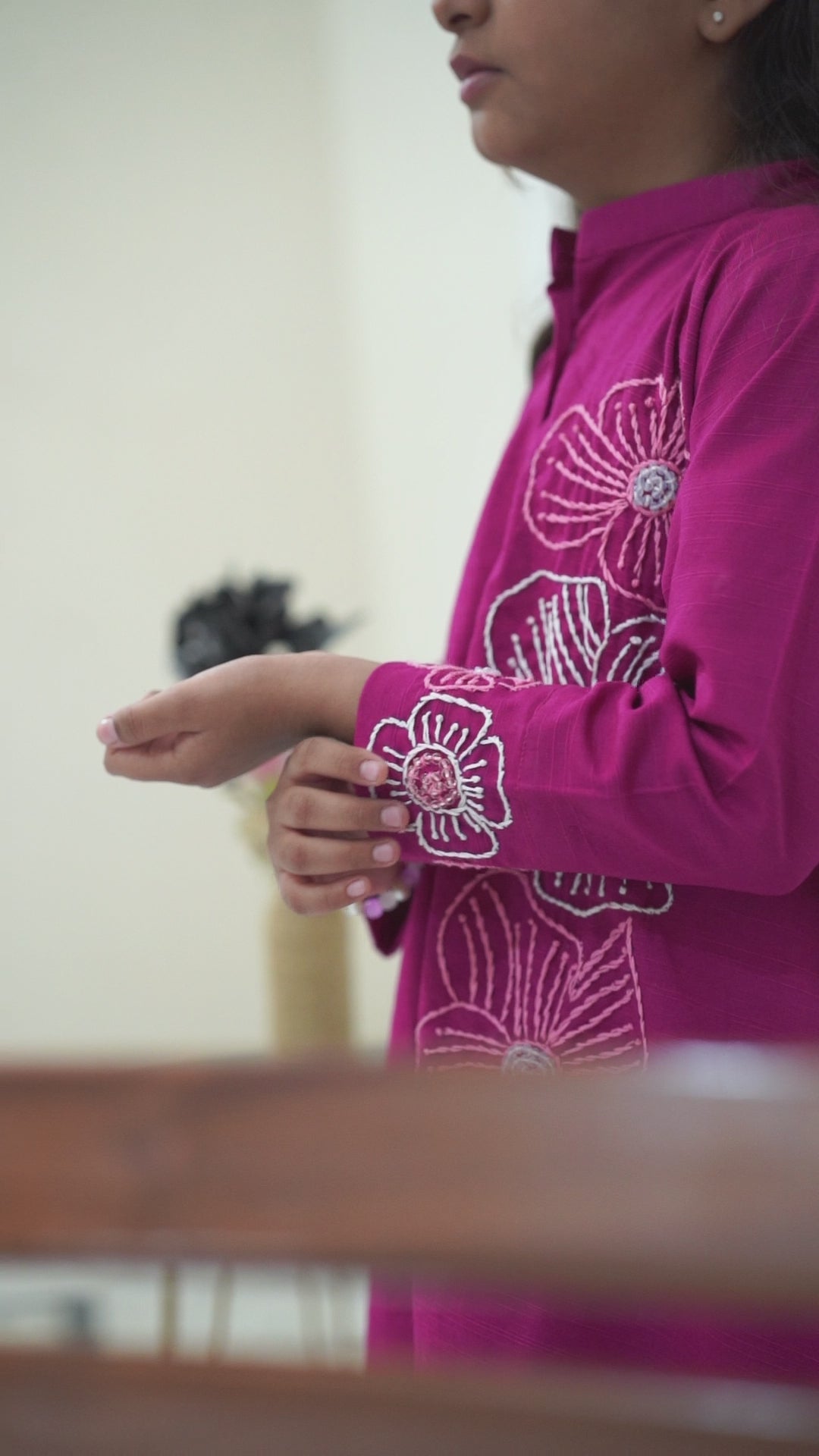 Girls Khaddar Hand Embroided Co-ord Set 2pc - Margenta