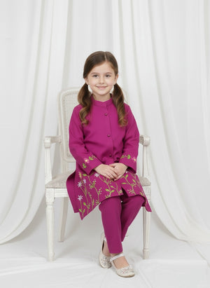 Girls Khaddar Hand Embroided 2pc - Margenta