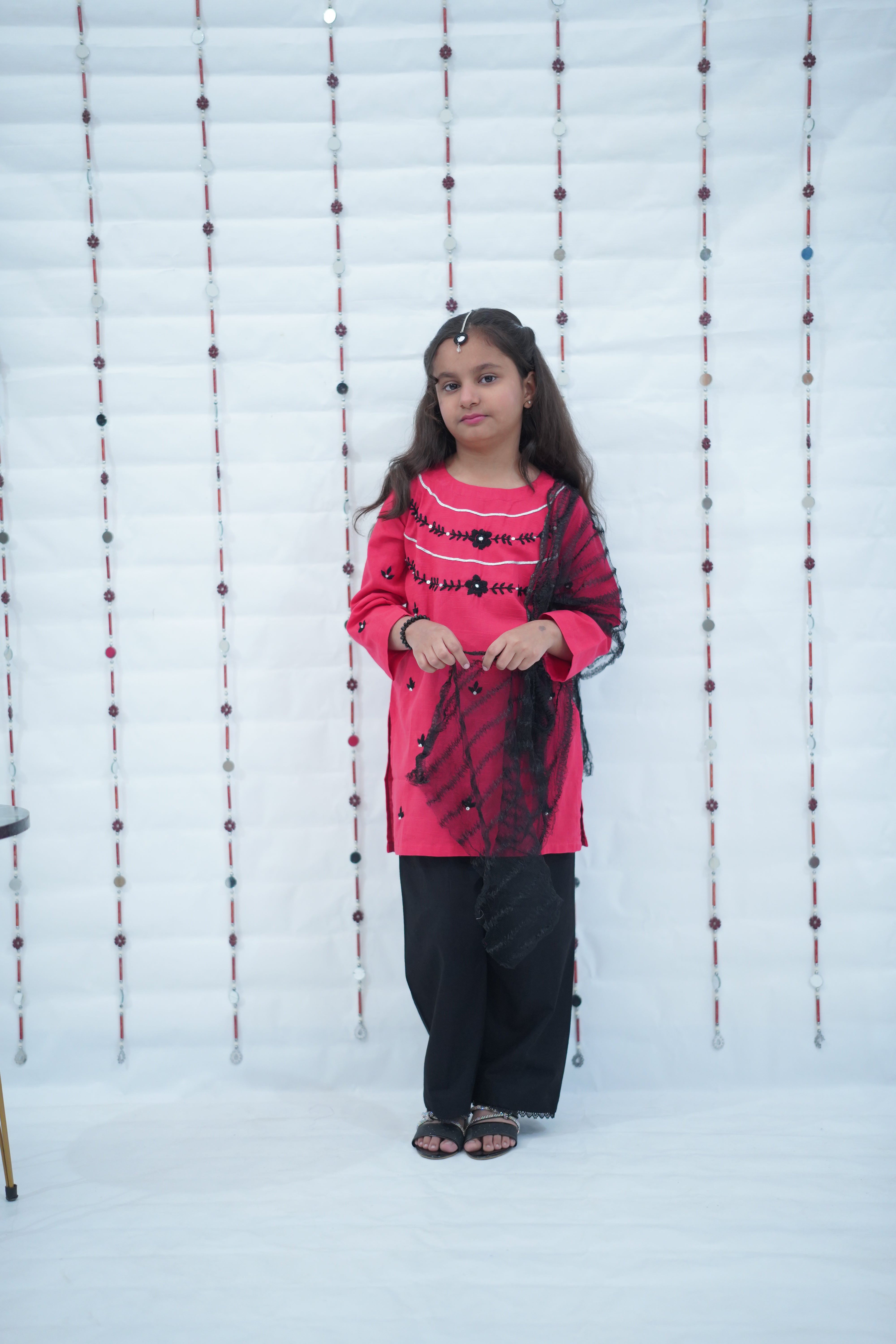 Girls Khaddar Embroided Suit 3pc