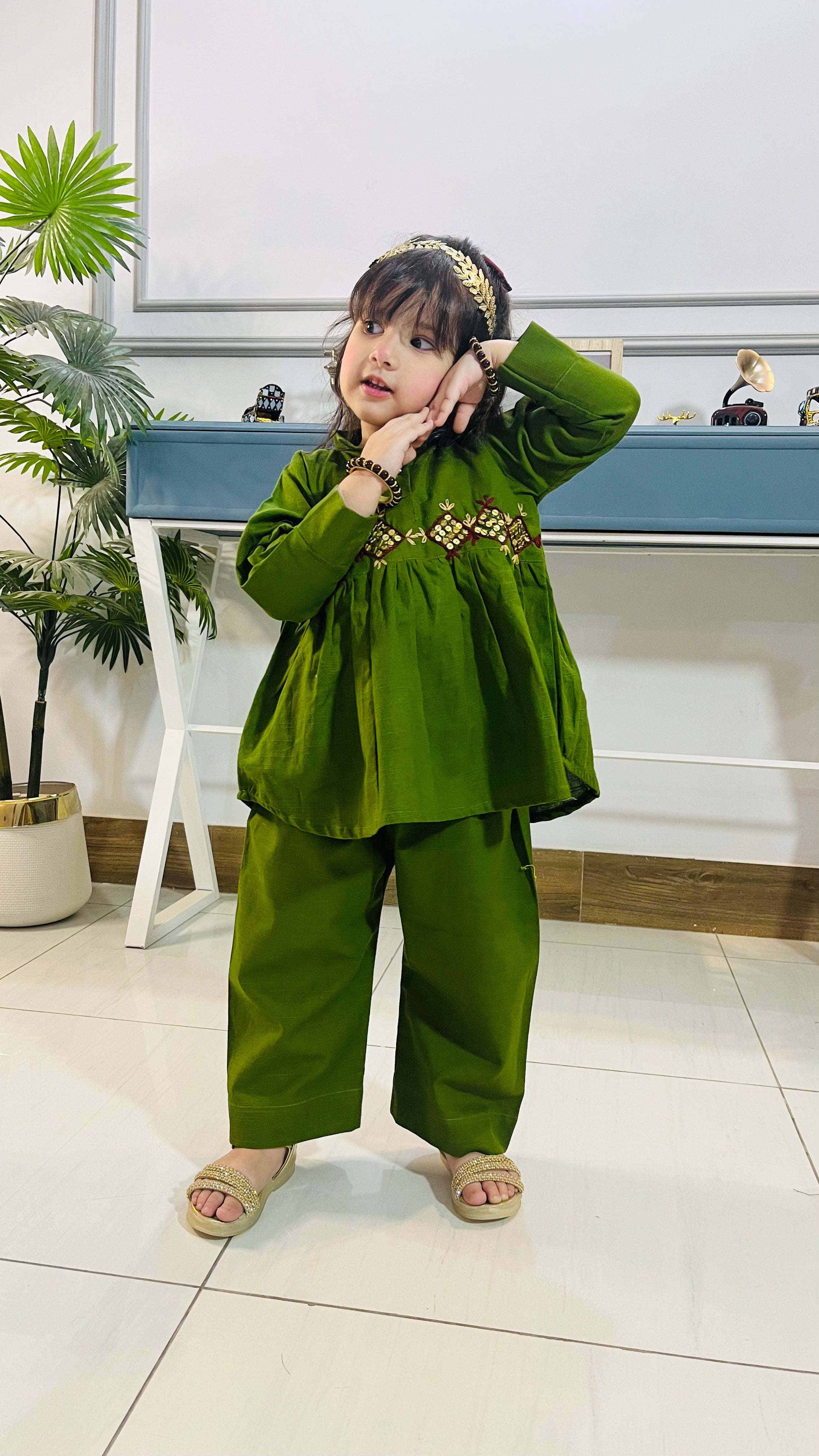 Girls Khaddar Hand Embroided Frock Set 2pc - Olive Green