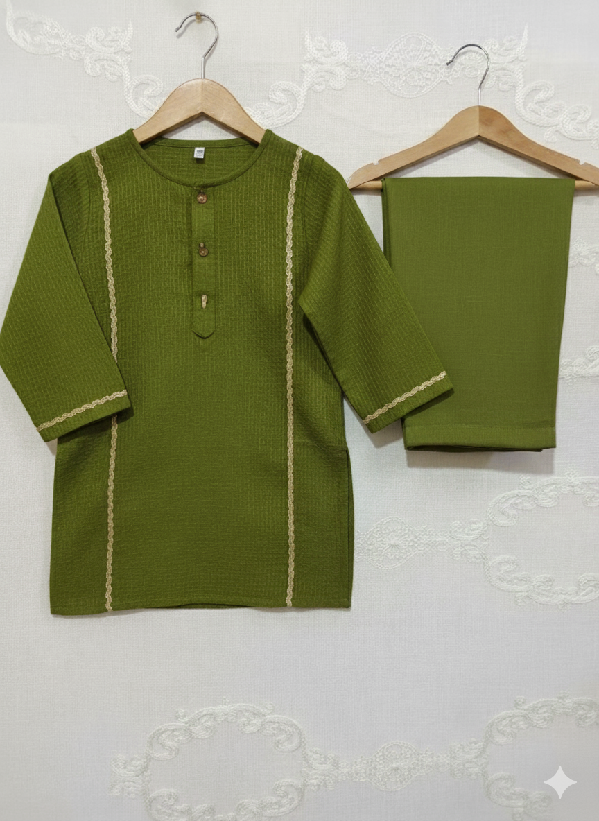 Girls Khaddar Solid Embellished Suit 2pc