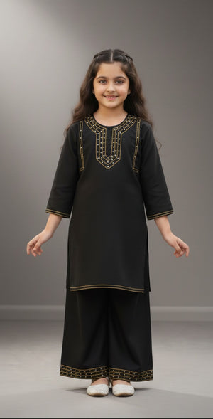 Girls Khaddar Embellished 2pc