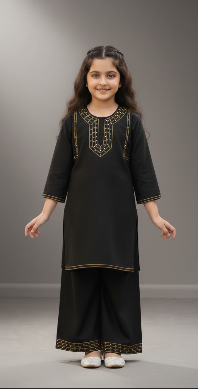 Girls Khaddar Embellished 2pc