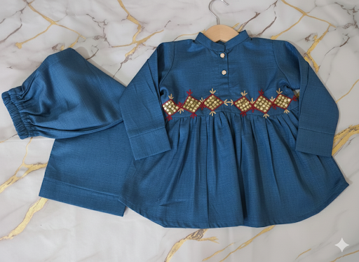Girls Khaddar Hand Embroided Frock Set 2pc