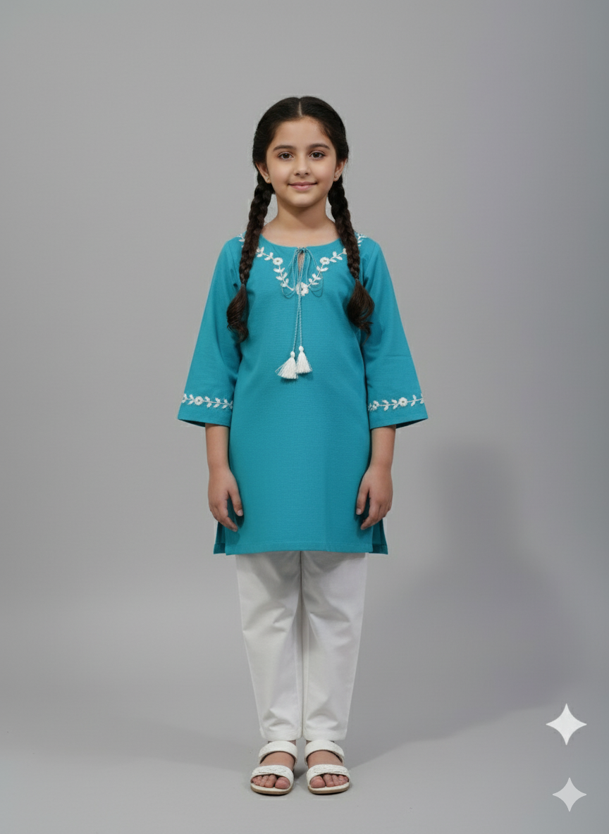 Girls Khaddar Hand Embroided Suit 2pc