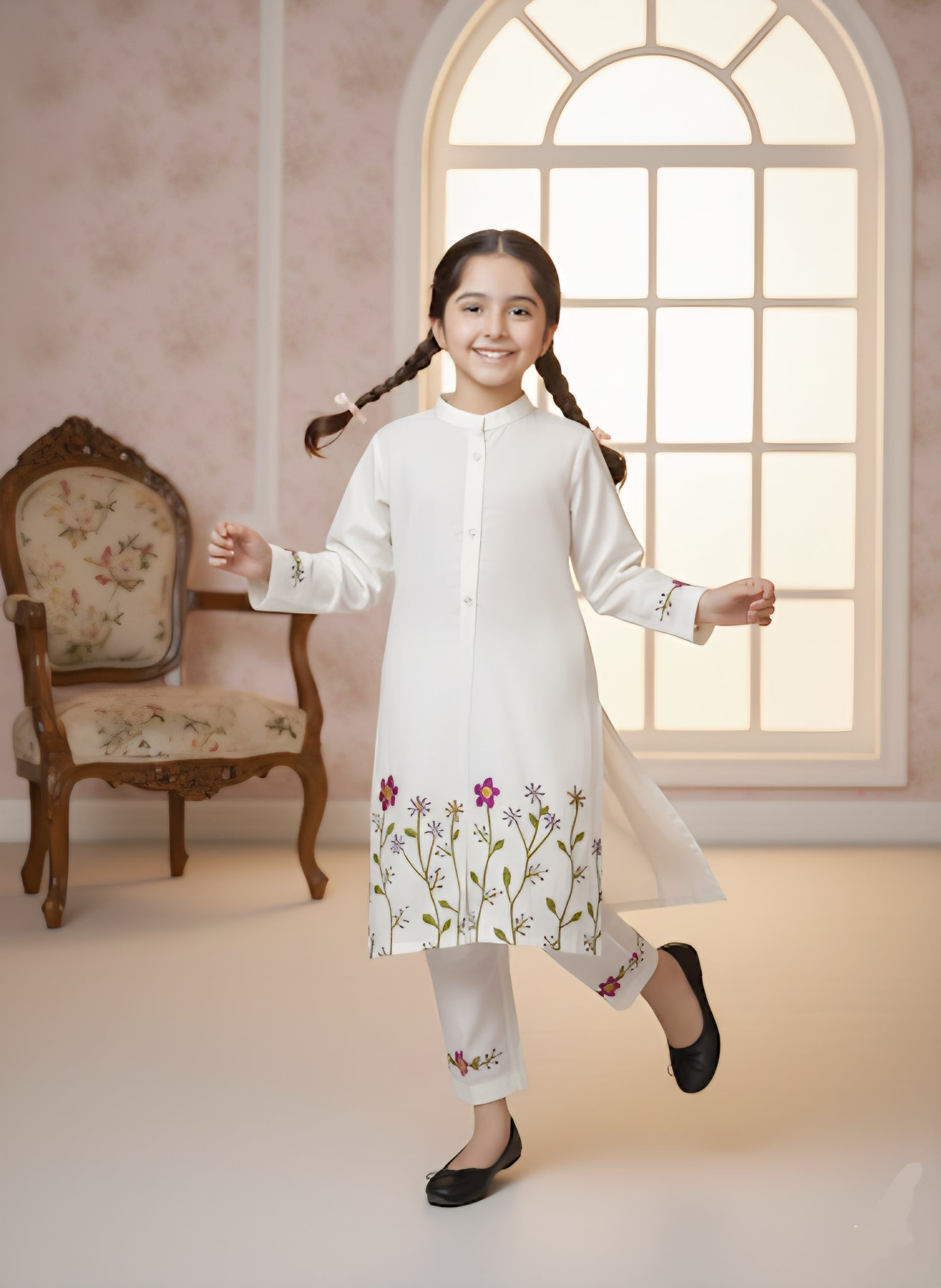 Girls Khaddar Hand Embroided 2pc - White