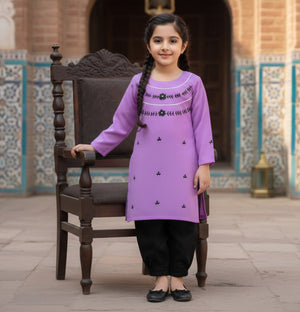 Girls Khaddar Embroided Suit 2pc