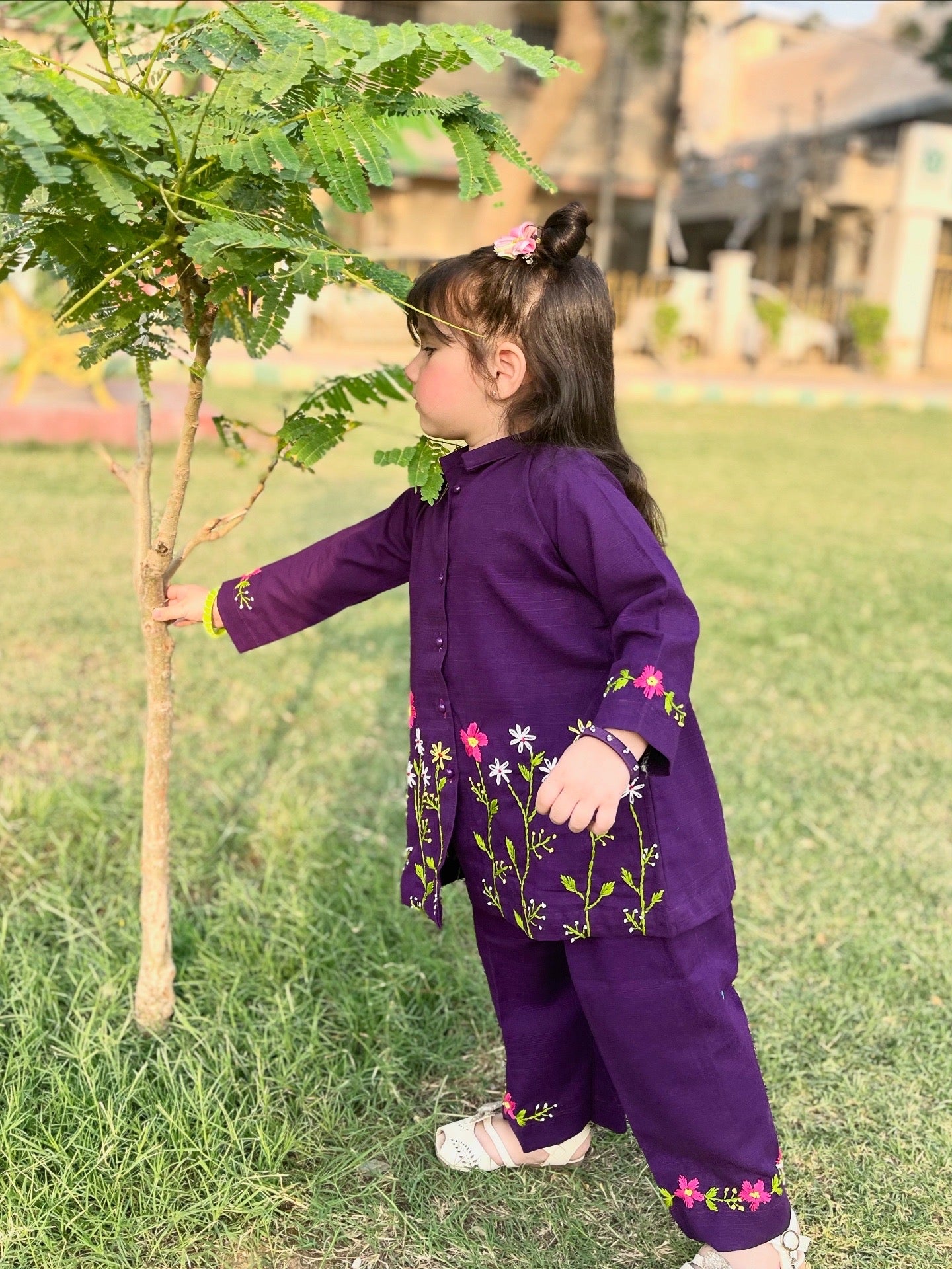 Girls Khaddar Hand Embroided 2pc - Purple