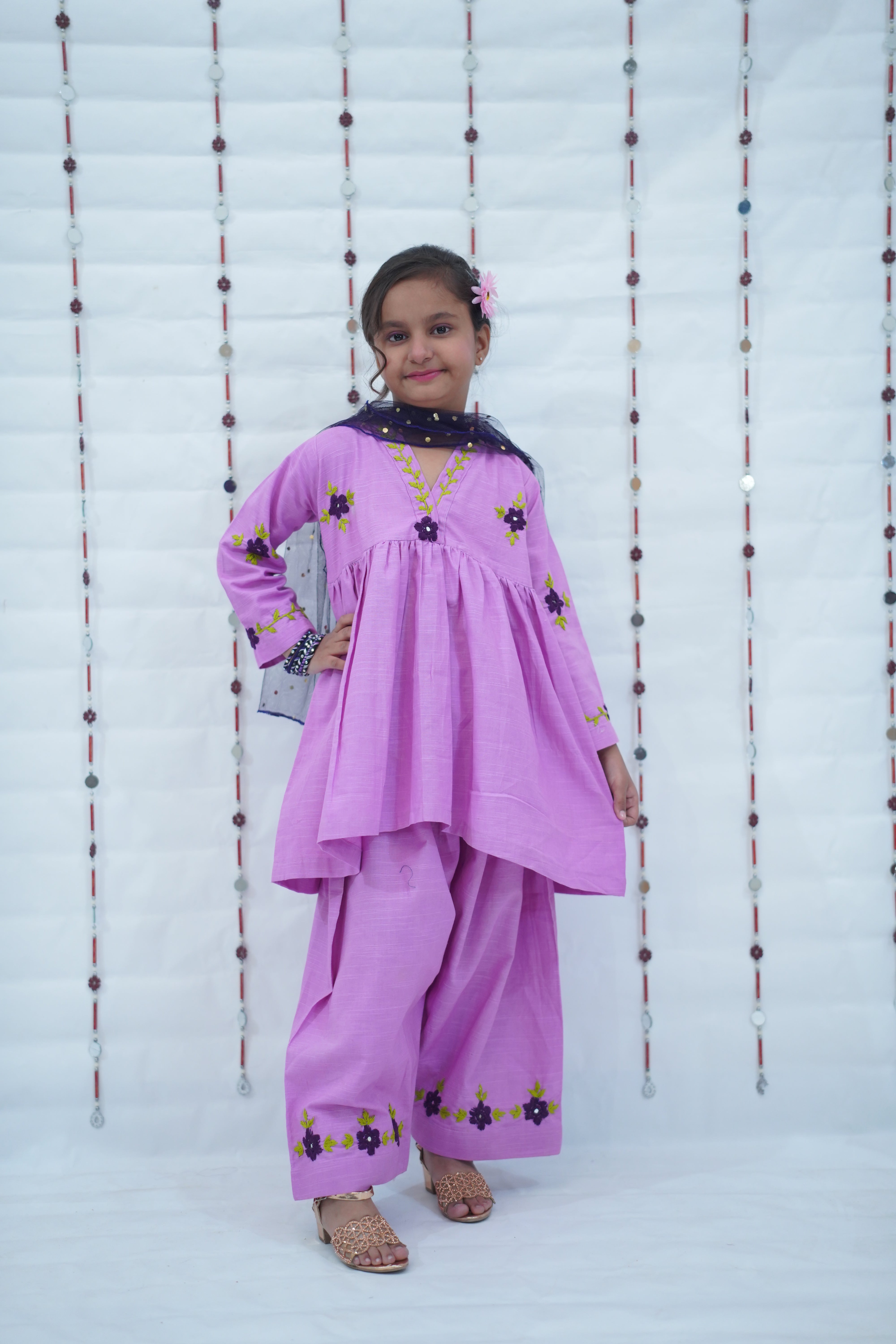Girls Khaddar Embroided Frock With Farshi Shalwar Suit - Lavender