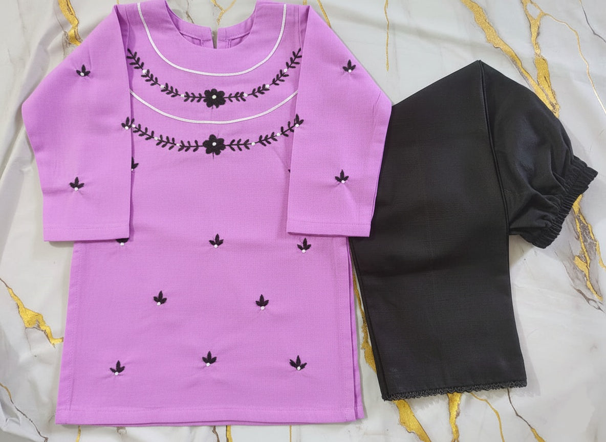Girls Khaddar Embroided Suit 2pc