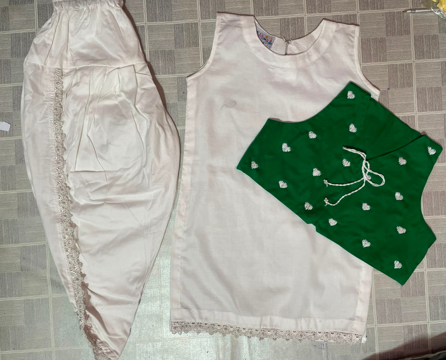 Girls Azadi Suit - 2pc