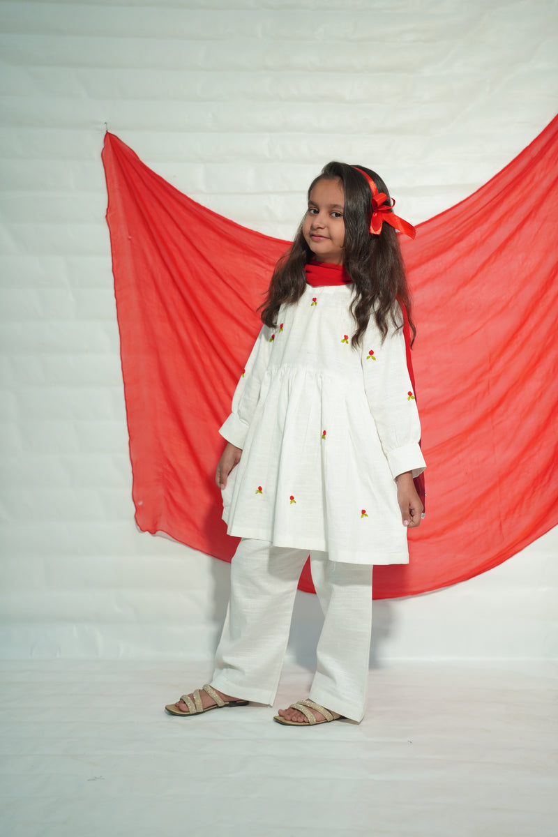 Girls Khaddar Embroided Frock Suit With Dupatta